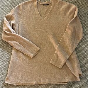 J McLauglin v neck sweater size M